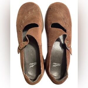 Dansko Fran Brown Suede Mary Jane Shoes Size EU 40 US 8.5 Cottagecore Coquette